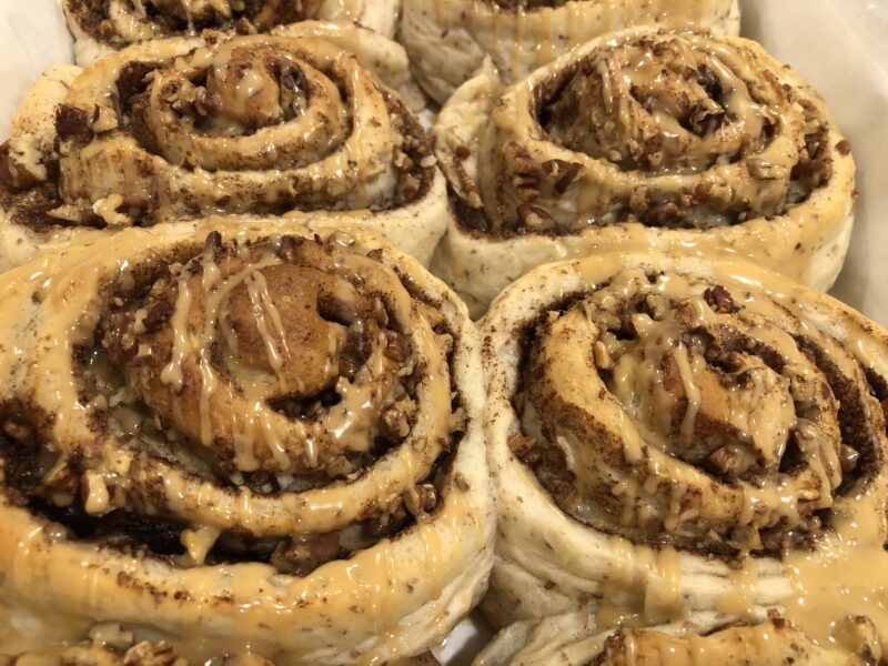 Aninha's Pecan Cinnamon Rolls